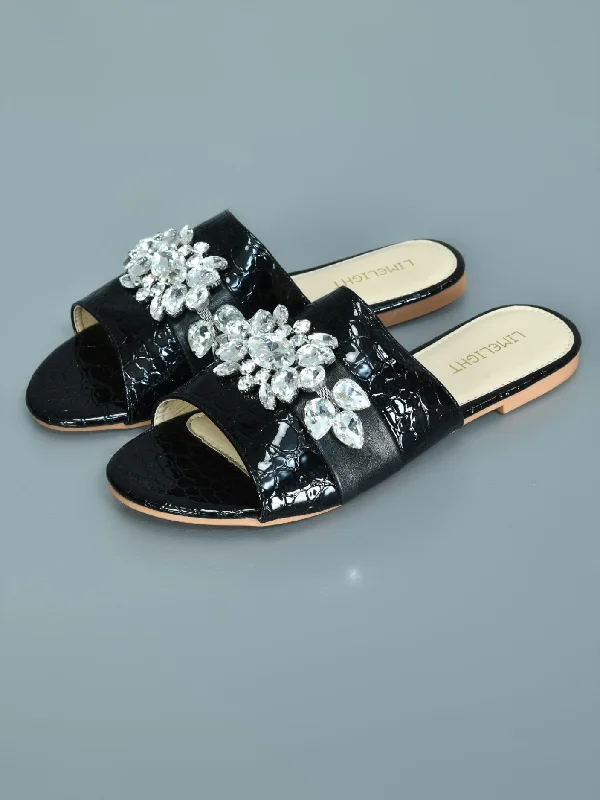 Flats with crisscross straps-Textured Stone Studded Flats