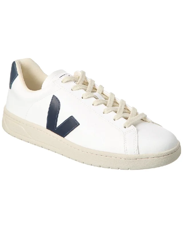 Shoes with added stability for running-VEJA Urca Sneaker