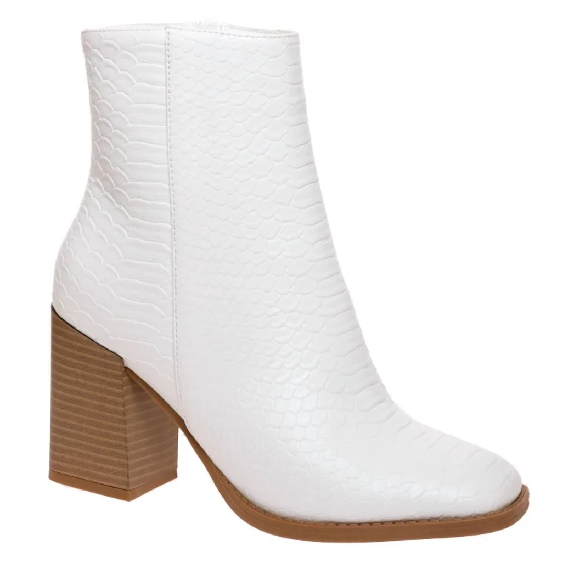 Comfortable snow boots outdoor-Cammy Bootie In White