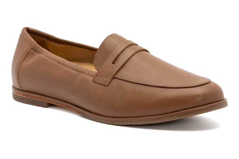 Fashion & Dress Shoes with decorative stitching-Strada Loafer